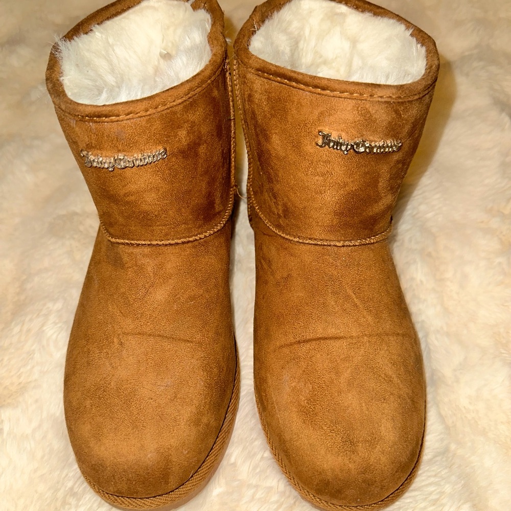 Juicy Couture Fall/ Winter boots size 8